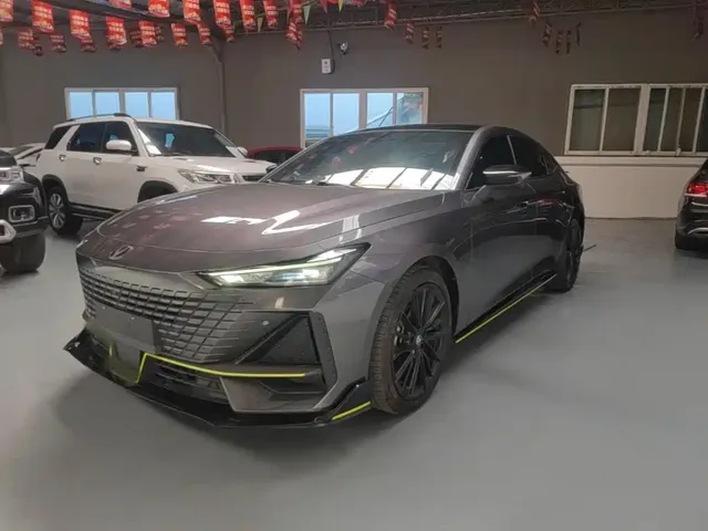 Changan UNI-V 2022 1.5T Sport Edition