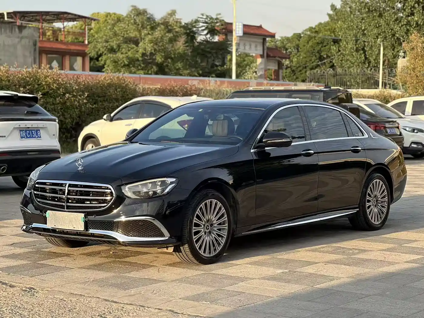 Mercedes-Benz E-Class 2022 E 300 L Fashion