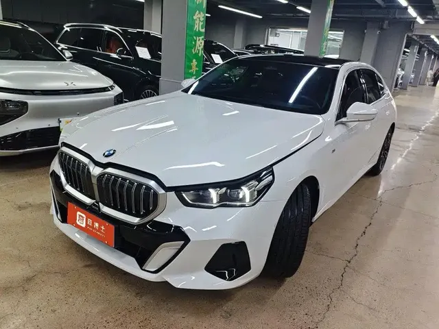 BMW 5 Series 2024 530Li Leading M Sport Package