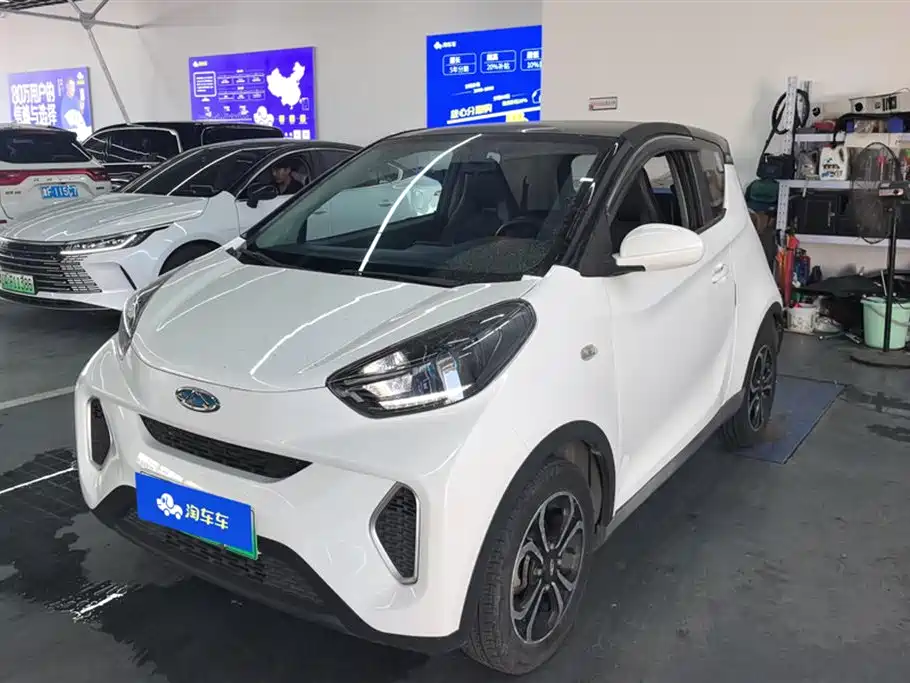 QQ New Energy Little Ant 2019 4-Seater Smart Enjoy Edition 35kWh