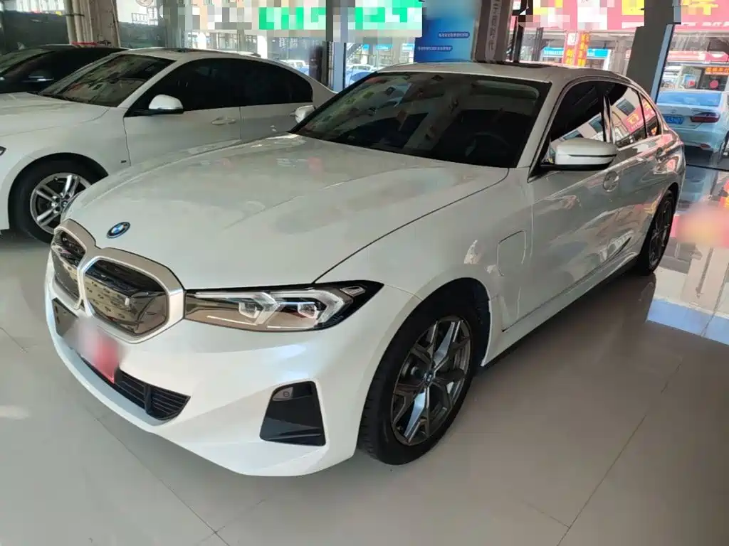 BMW i3 2022 eDrive 35 L
