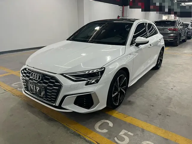 Audi A3 2021 Sportback 35 TFSI Fashion Sport