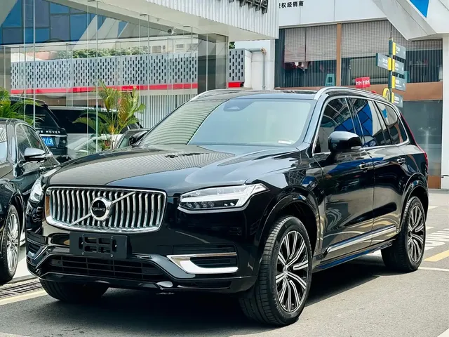 Volvo XC90 2023 B5 Smart Luxury Edition 5-Seater