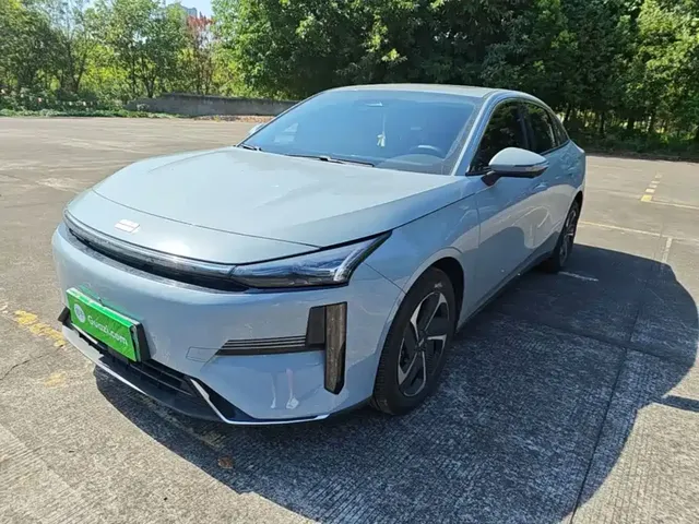 Geely Galaxy L6 2024 125km PLUS Soaring Dragon Edition
