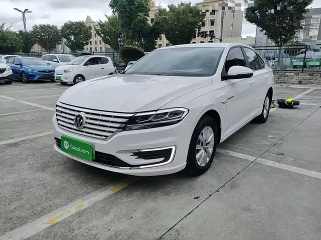 Volkswagen VW Lavida EV 2019 Premium Edition