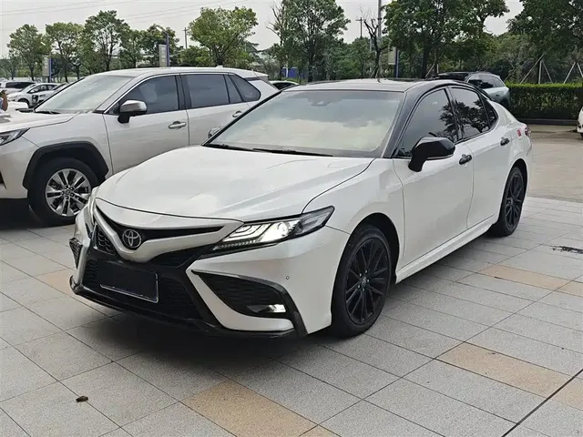 Toyota Camry 2022 2.0S Knight Edition