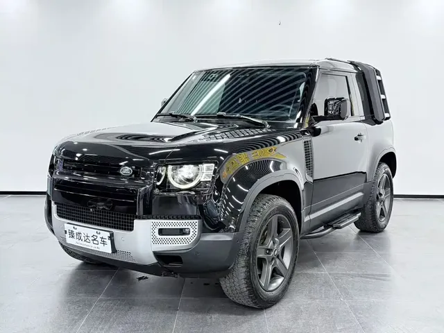 Land Rover Defender 2023 Facelift 90 2.0T P300 SE