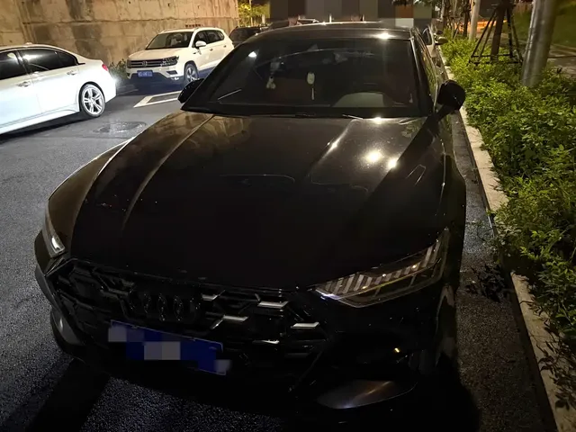 Audi A7L 2024 45 TFSI quattro Black Warrior Edition