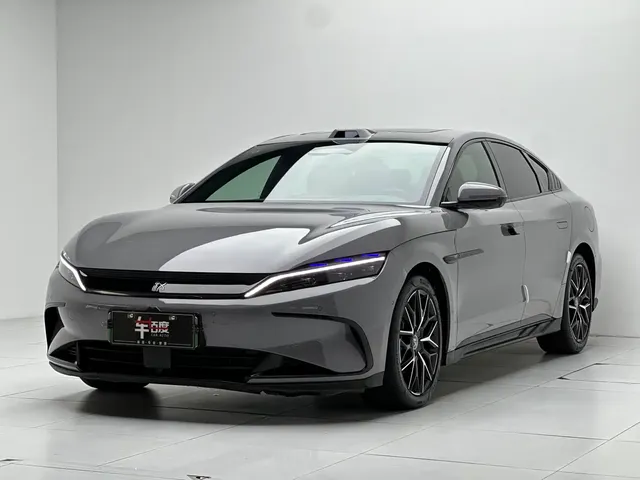 BYD Han 2025 DM-i Smart Driving Edition 125KM Honor