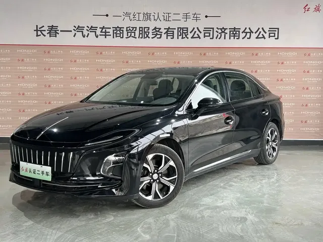 Hongqi E-QM5 2023 Facelift Basic Travel Edition
