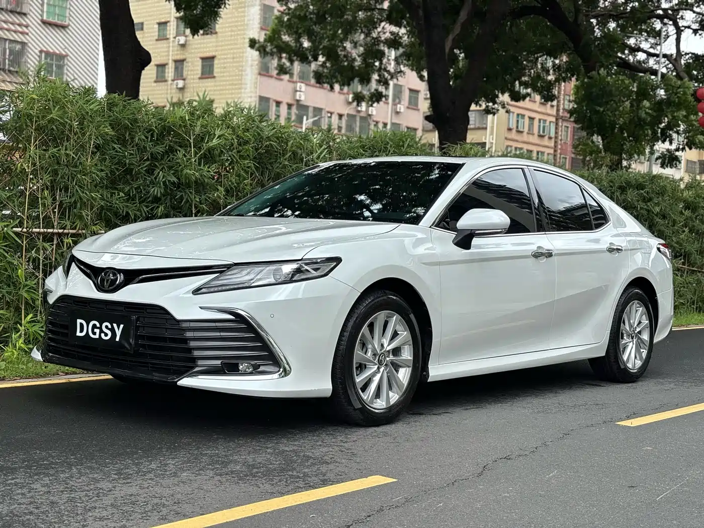 Toyota Camry 2021 2.0G Luxury Edition