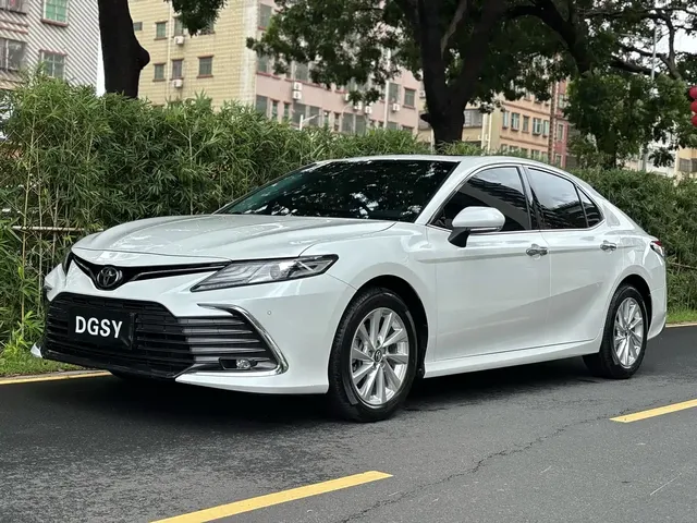 Toyota Camry 2021 2.0G Luxury Edition