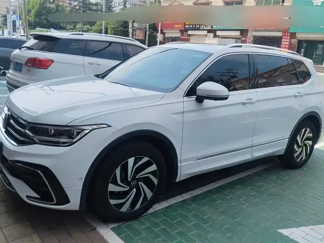 Volkswagen Tiguan L 2024 Outstanding 330TSI Auto 2WD R-Line Dragon Glory Edition