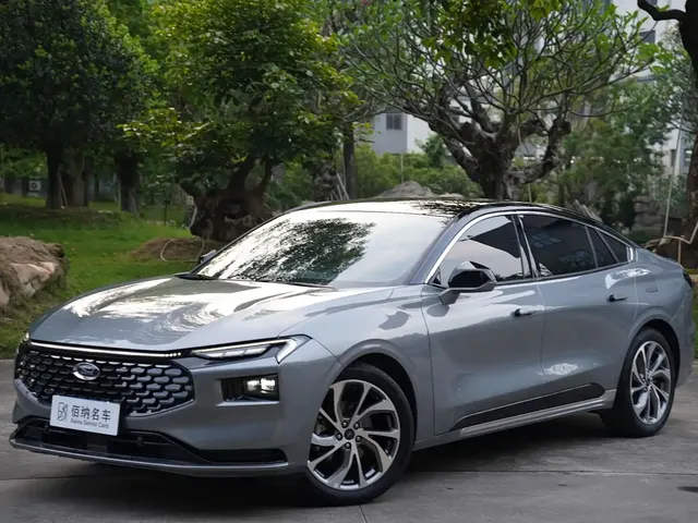 Ford Mondeo 2022 Facelift EcoBoost 245 Premium