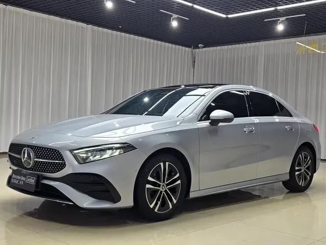 Mercedes-Benz A-Class 2024 A 200 L Sport Edition