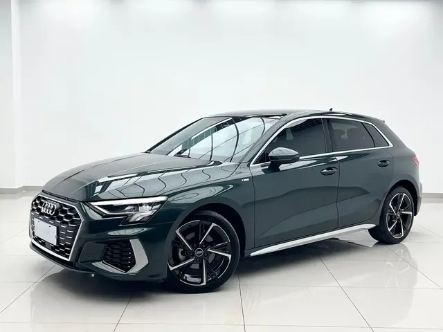 Audi A3 2023 Facelift Sportback 35 TFSI Fashion Sport