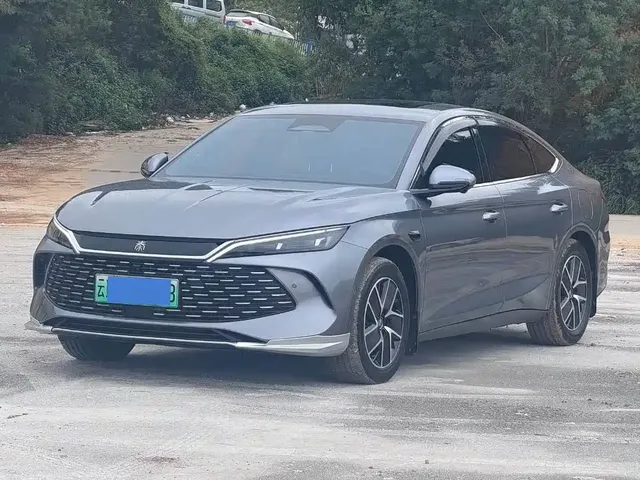 BYD Qin L 2025 DM-i Smart Drive Edition 120KM Surpassing