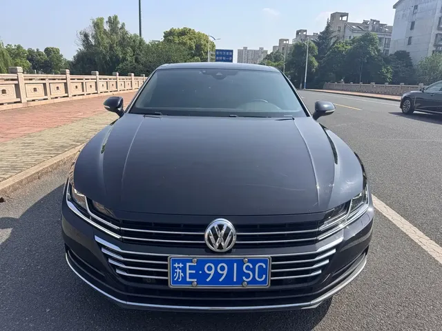 Volkswagen FAW-Volkswagen CC 2019 330TSI Charming Appearance (China V)