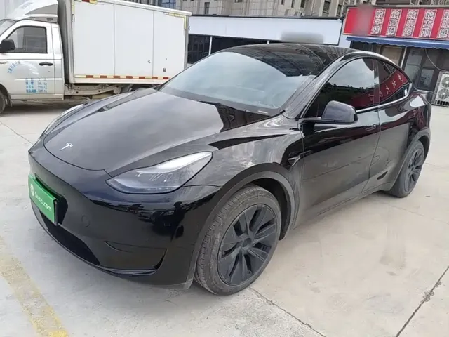 Tesla Model Y 2023 Rear-Wheel Drive Edition