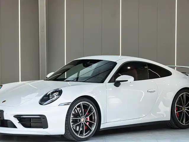 Porsche 911 2023 Carrera 4S 3.0T