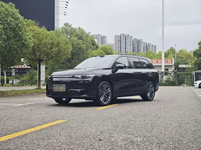 Leapmotor C16 2026 Model Year EREV 280 LiDAR Premium Edition 6-Seater