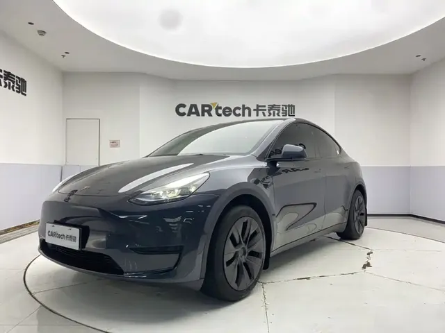 Tesla Model Y 2024 Rear-Wheel Drive Version