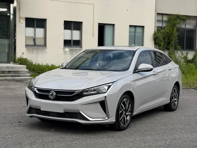Dongfeng Aeolus Yixuan 2020 230T Automatic Dazzle Edition