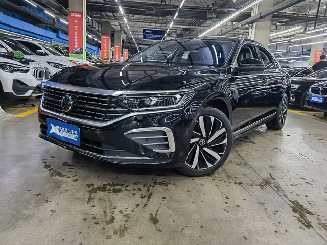 Volkswagen Passat 2024 330TSI Starlight Elite Edition