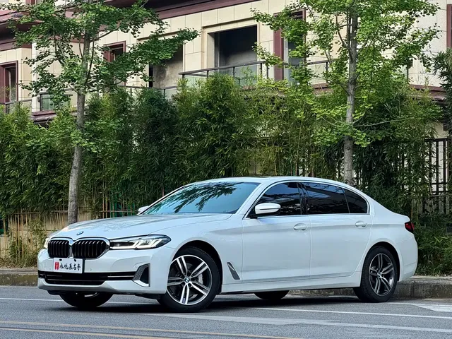 BMW 5 Series 2023 Facelift 530Li Leading Luxury Package