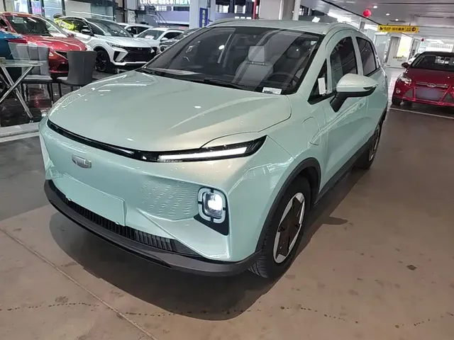 Geely Geometry E Firefly 2024 Model 301km Starlight