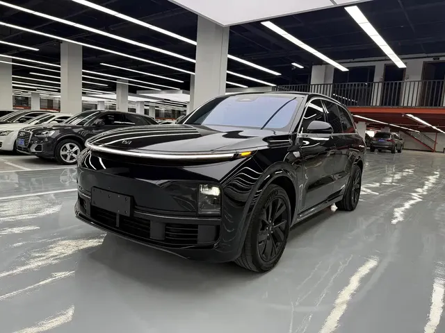 Li Auto Li L8 2023 Pro