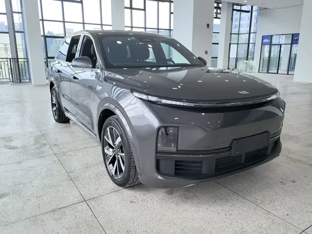 Li Auto Li L8 2023 Pro