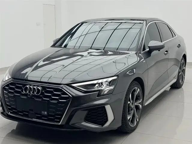 Audi A3 2023 Facelift A3L Limousine 35 TFSI Fashion Sport