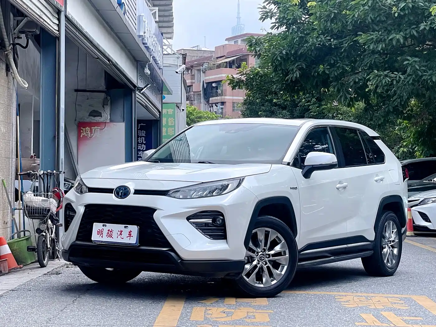 Toyota Wildlander 2020 Dual Engine 2.5L E-CVT FWD Luxury