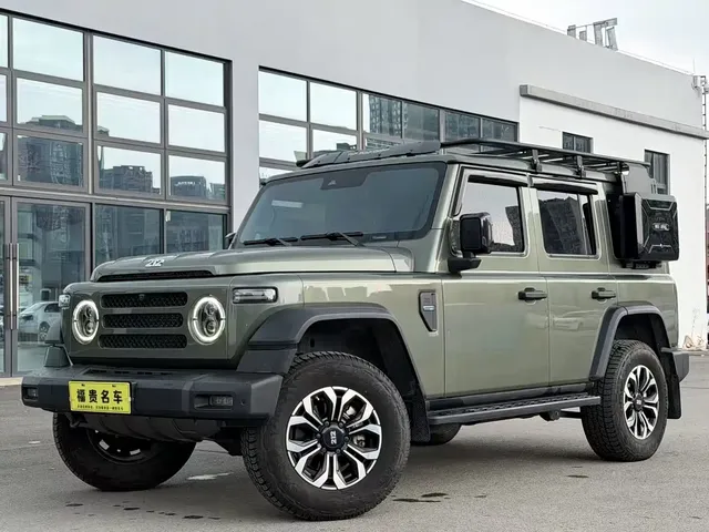 212 T01 2024 2.0T Explorer