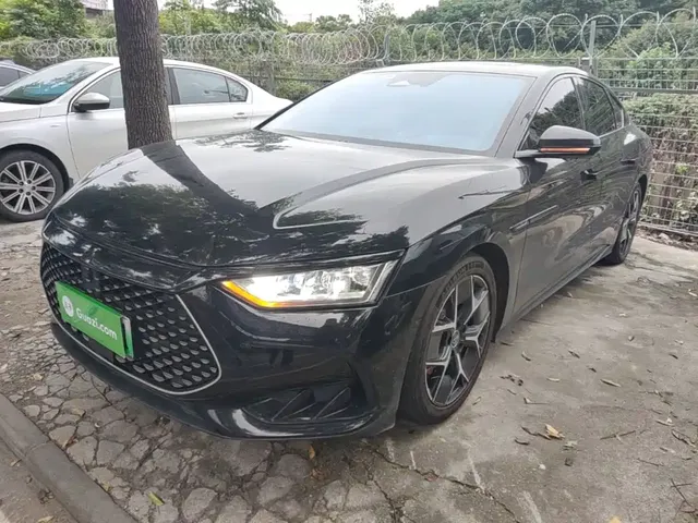 BYD Han 2023 DM-i Champion Edition 200KM Exclusive