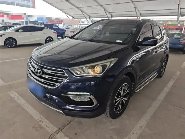 Hyundai Santa Fe 2017 2.0T Automatic 2WD Intelligent 7-Seater