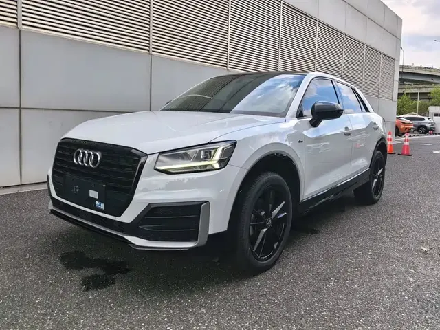 Audi Q2L 2021 35 TFSI Progressive Dynamic