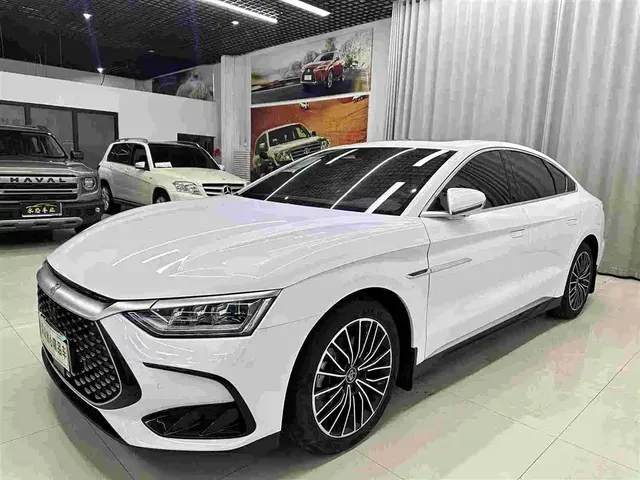 BYD Han 2023 DM-i Champion Edition 121KM Premium