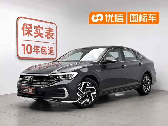 Volkswagen Sagitar 2025 Model Year 3rd Facelift 300TSI DSG Surpassing Edition