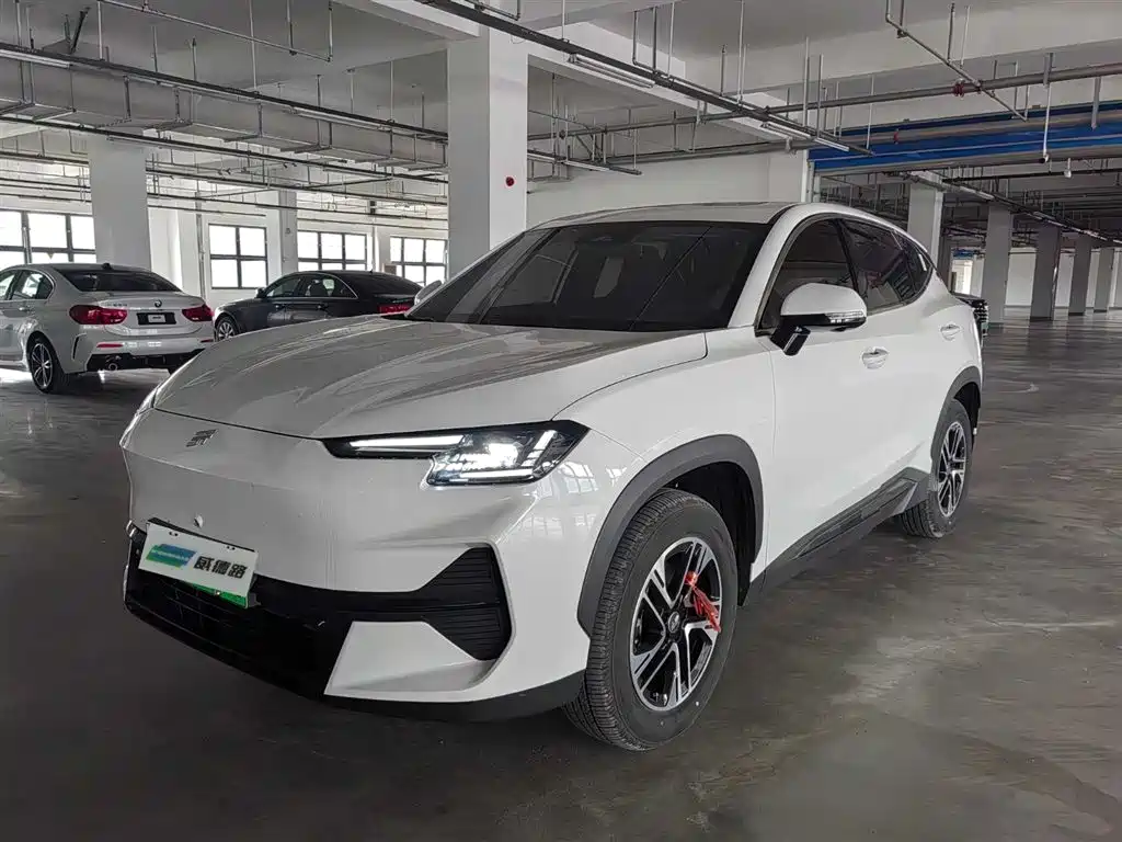 Jetour Shanhai L6 2024 1.5TD DHT MAX