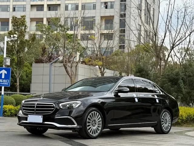 Mercedes-Benz E-Class 2023 E 300 L Fashion