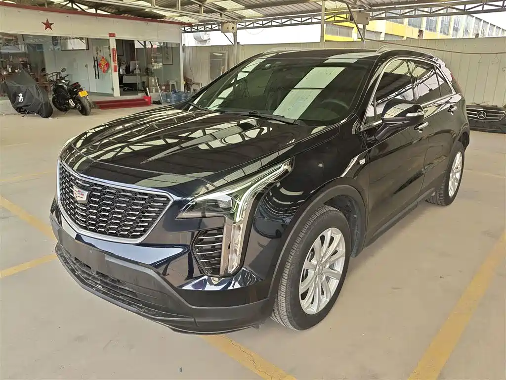 Cadillac XT4 2021 28T FWD Technology Edition