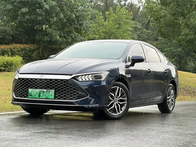 BYD Qin PLUS 2023 Champion Edition DM-i 55KM Surpassing