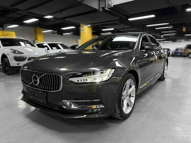 Volvo S90 2019 T5 Momentum