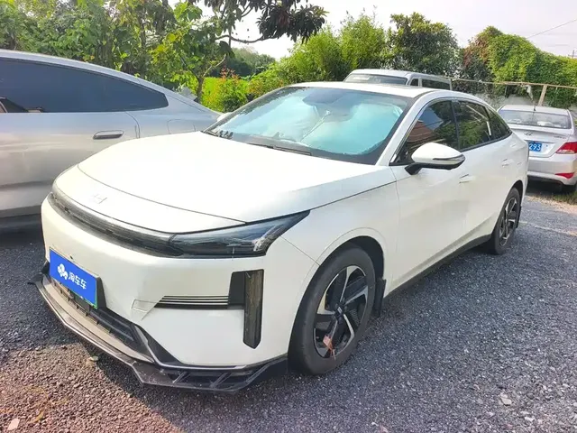 Geely Galaxy L6 2023 Model 125km PLUS