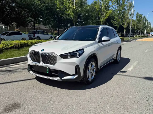 BMW iX1 2023 eDrive25L X Design Package