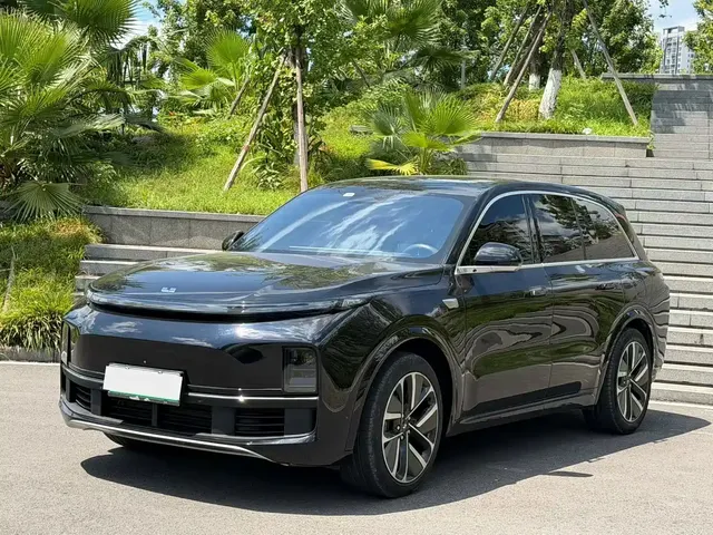 Li Auto Li L8 2023 Pro