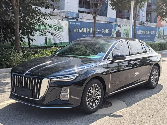 Hongqi H5 2025 1.5T DCT Flag Rhythm 500,000 Units Memorial Edition