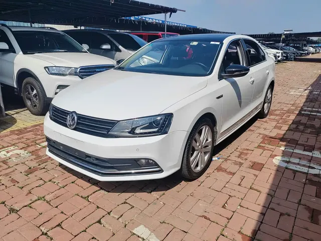 Volkswagen Sagitar 2018 280TSI DSG Luxury